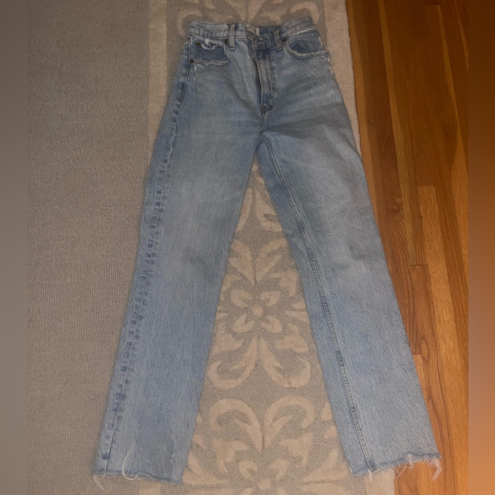 Abercrombie ultra high rise 90s straight jean - Picture 2 of 3